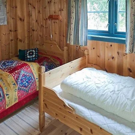 2 Bedroom Awesome Home In Nordberg * Skjak